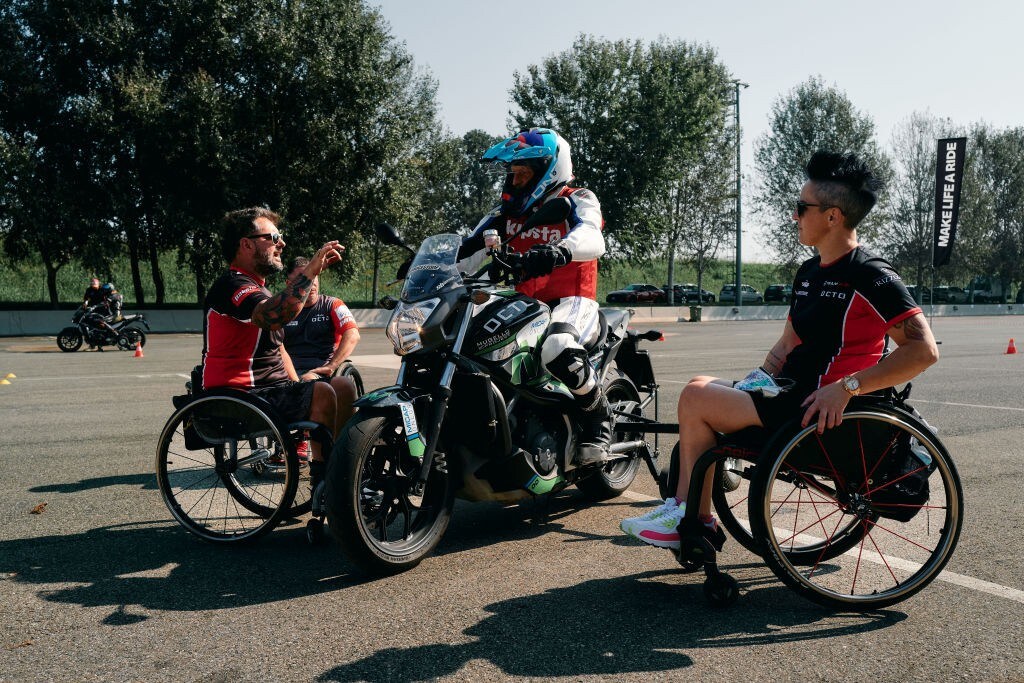 Una giornata in pista coi piloti disabili